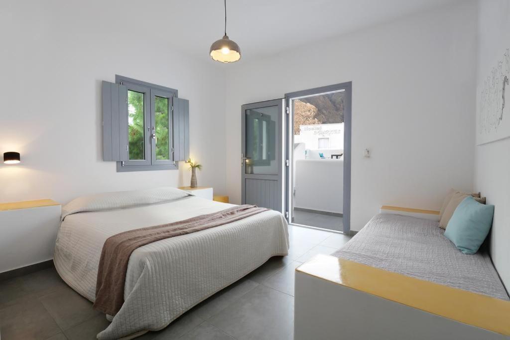 Perissa Blue Dome Rooms エクステリア 写真